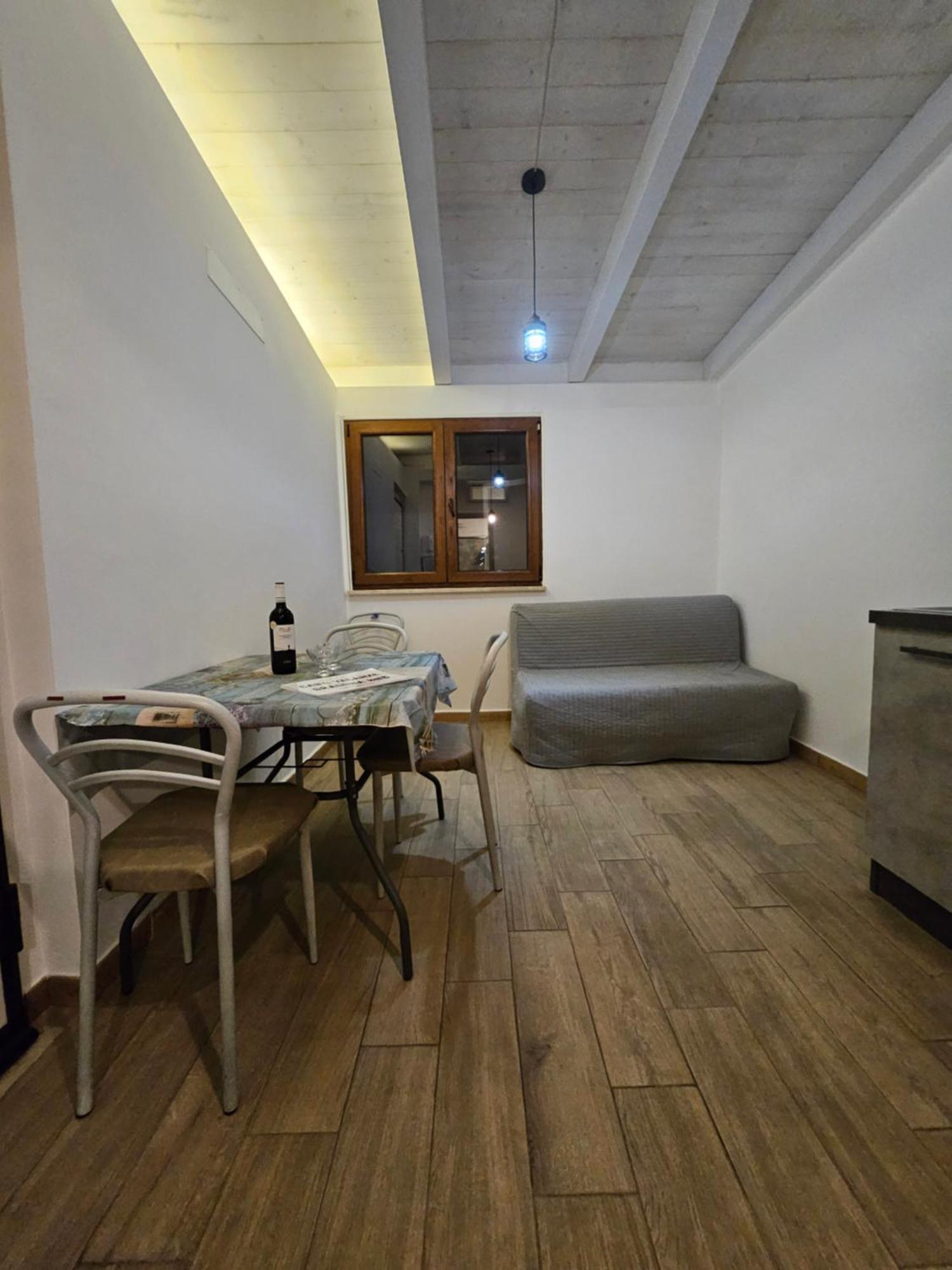 Casa Vacanze Dragona 15 Min Fco 10 Min Ostia Acilia Zewnętrze zdjęcie