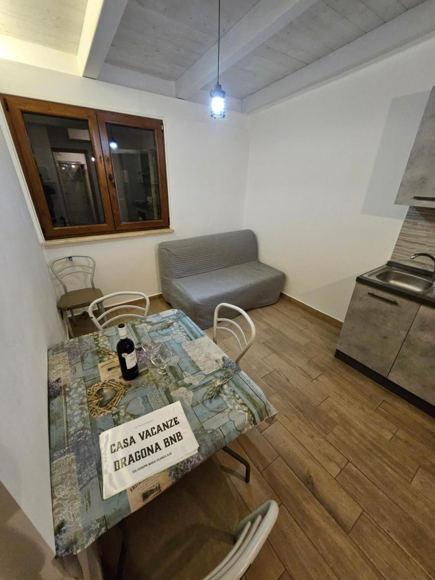 Casa Vacanze Dragona 15 Min Fco 10 Min Ostia Acilia Zewnętrze zdjęcie